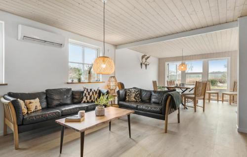Faxe Ladeplads House | Cozy Home In Faxe Ladeplads With Wifi