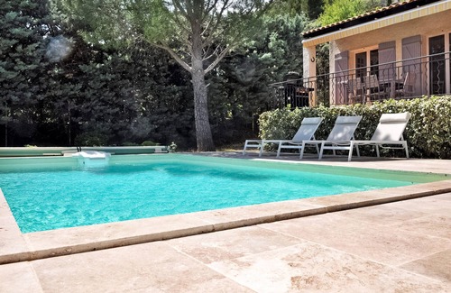 Rochefort-du-Gard House | Cozy home in Rochefort Du Gard
