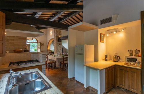 Guardea House | Cozy home in Guardea TR