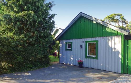 Hollviken House | Cozy Home In Höllviken With Wifi