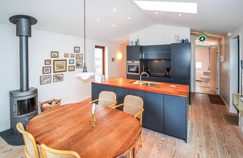 Hjørring House | Cozy home in Hjørring with kitchen
