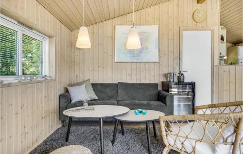 Knebel House | Cozy Home In Knebel With House Sea View
