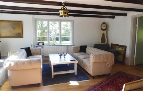 Kvicksund House | Cozy Home In Kvicksund With Sauna