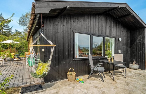 Balka House | Cozy home in Nexø with house sea view