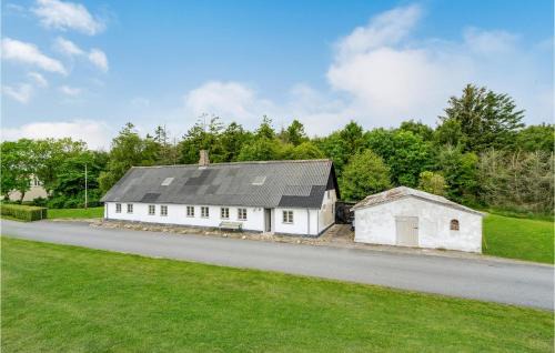 Sillerslev House | Cozy Home In Øster Assels With Wifi