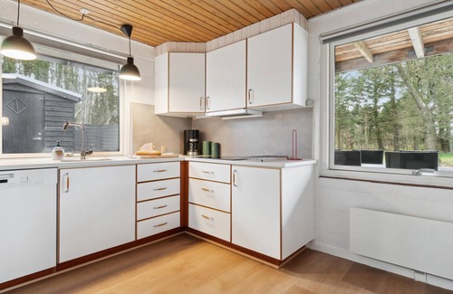 Sillerslev House | Cozy home in øster assels with sauna
