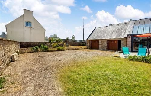 Lanveoc House | Cozy Home In Plouguerneau With Wifi