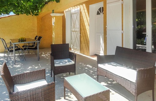 Salles-d'Aude House | Cozy home in Salles d'Aude with WiFi