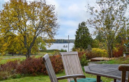 Sparreholm House | Cozy Home In Sparreholm With Wifi