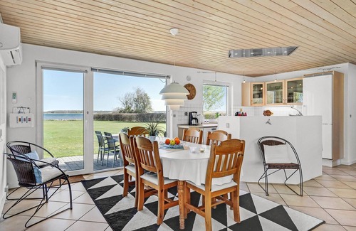 Storvorde House | Cozy home in Storvorde with WiFi