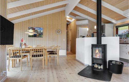 Strandby House | Cozy Home In Strandby With Wifi
