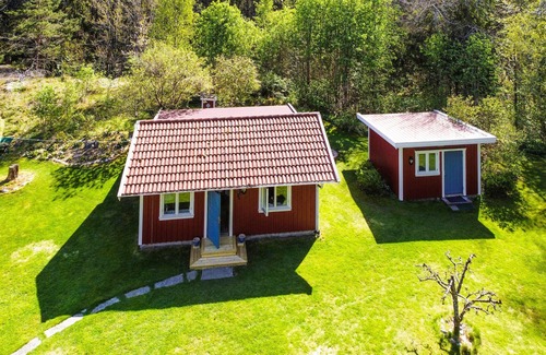 Stromstad O House | Cozy home in Strömstad with WiFi