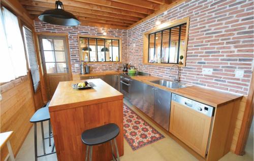 Thezan-les-Beziers House | Cozy Home In Thezan-Les-Béziers