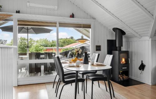 Vestervig House | Cozy Home In Vestervig With Wifi