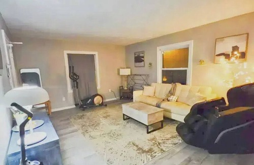 Southside House | Cozy Home K Bed@Central Louisville