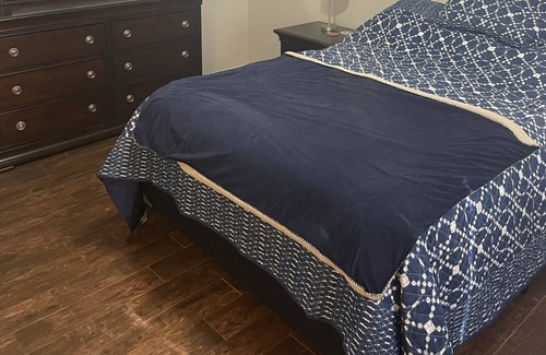 Mandeville House | Cozy Home, Large wooded yard-Great for children and pets-35 minutes to Nola