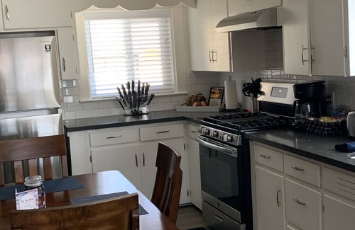 Modesto House | Cozy home minutes from three hospitals