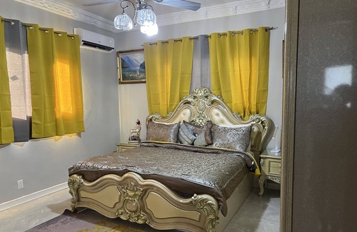 Downtown House | Cozy home near Grand Bahama International Airport