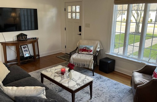 Spring Lake Heights House | Cozy home on private block 10 blocks to the beach