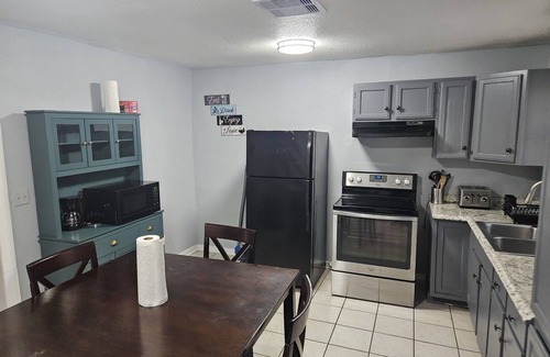 Hitchcock House | Cozy Home, quiet neighborhood, close to everything!