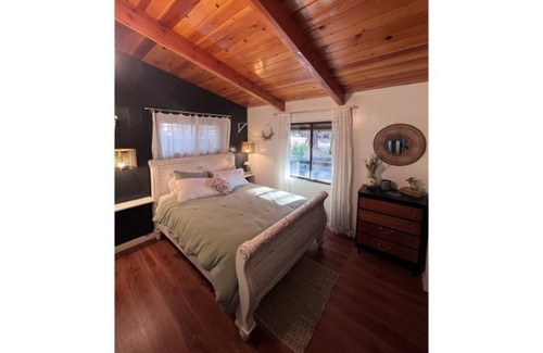 Wrightwood Ski Chalet | Cozy Home + Sauna Centrally Located in Wrightwood