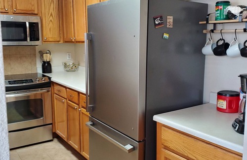 Arvada House | Cozy home short walk to Old Town Arvada, parks, dinning and shopping