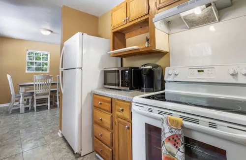 St. Martin House | Cozy Home w/Pool near Beaches Sleeps 8
