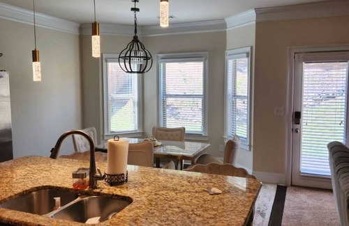 Dallas House | Cozy home with all you will be needing during your stay. Come check it out !