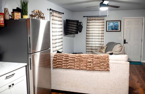 Guntersville House | Cozy home with boat accomodations