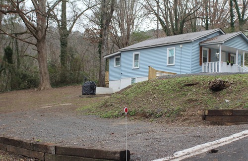 Guntersville House | Cozy home with boat accomodations