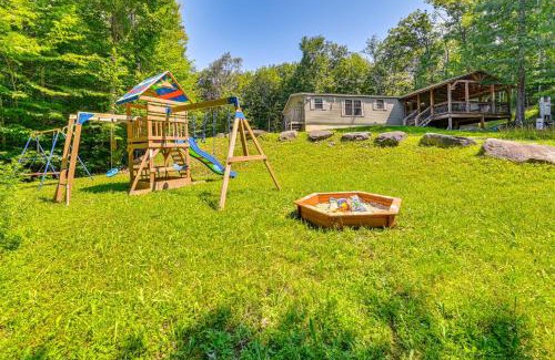 Haines Falls House | Cozy Home with Playground Near Hunter Ski Resort!