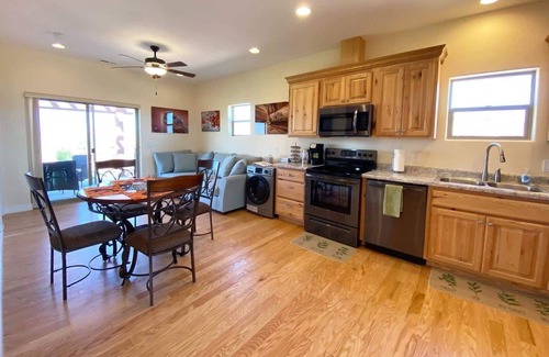 Kanab House | Cozy Home with Stunning Desert Views