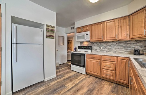 Houghton Lake Heights Cottage | Cozy Houghton Lake Heights Cottage w/Private Yard