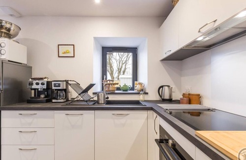 Portbail Cottage | Cozy house for 2 with private garden and wood stove