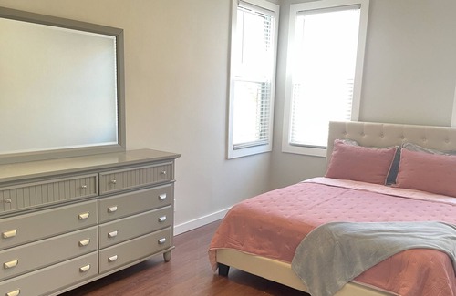 East Flatbush House | Cozy House in Brooklyn 30 mins from JFK airport