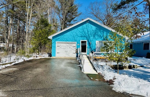 Indian River House | Cozy house in Indian River. Walking distance to Burt Lake and the public Beach.