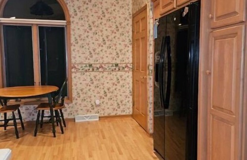 Oshkosh House | Cozy house in northwest Oshkosh