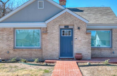 San Angelo House | Cozy House in San Angelo