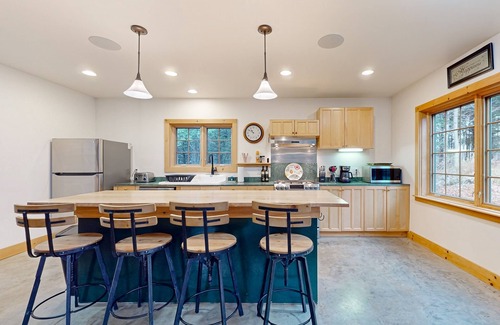 Moretown House | Cozy house in the woods, riverfront, trail, fireplace, wifi, w/d, bbq, balcony