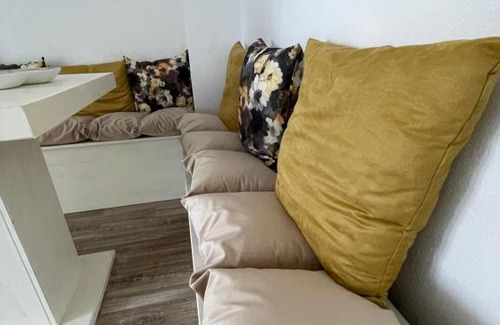 Vladeni Villa | Cozy House Neustadt