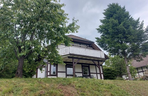 Frankenau Apartment | Cozy house on the edge of the forest; including bed linen, towels and final cleaning