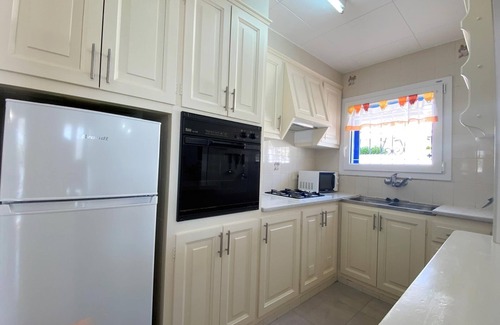 L'Escala Villa | Cozy house to spend your holidays