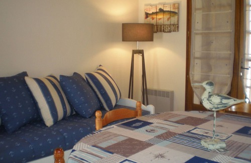 La Tranche-sur-Mer House | Cozy House with Garden Near Forest, 500m from Beach, Pet-Friendly