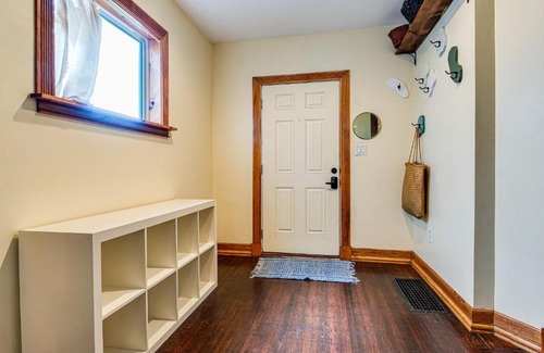 Fountain Square House | Cozy Indianapolis Vacation Rental with Micro Farm!