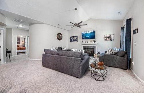 Cary Apartment | Cozy Industrial Kildaire Farms Home- near Downtown