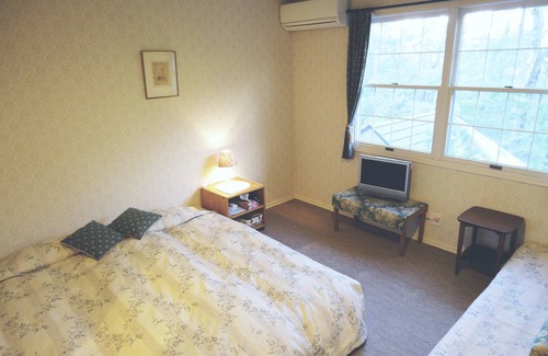 Yumoto House | Cozy Inn Antique