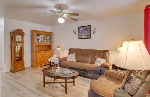 Ketchikan House | Cozy Ketchikan Home, Walk to Town & Trailhead!