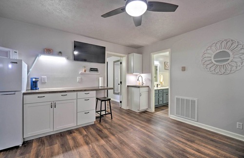 Knoxville Apartment | Cozy Knoxville Apartment ~ 9 Mi to Downtown!