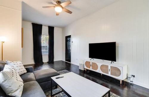 Freetown - Port Rico House | Cozy Lafayette Shared House-Private Bedroom Garden & Free Parking