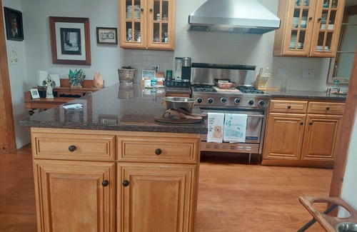 South Laguna House | Cozy Laguna Beach Cottage with ocean views from all rooms and the spacious deck.